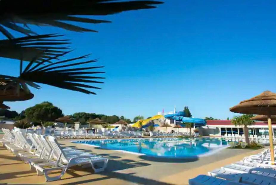 Campsite Superbe Mobil 6-8 Personnes Saint-Jean-de-Monts